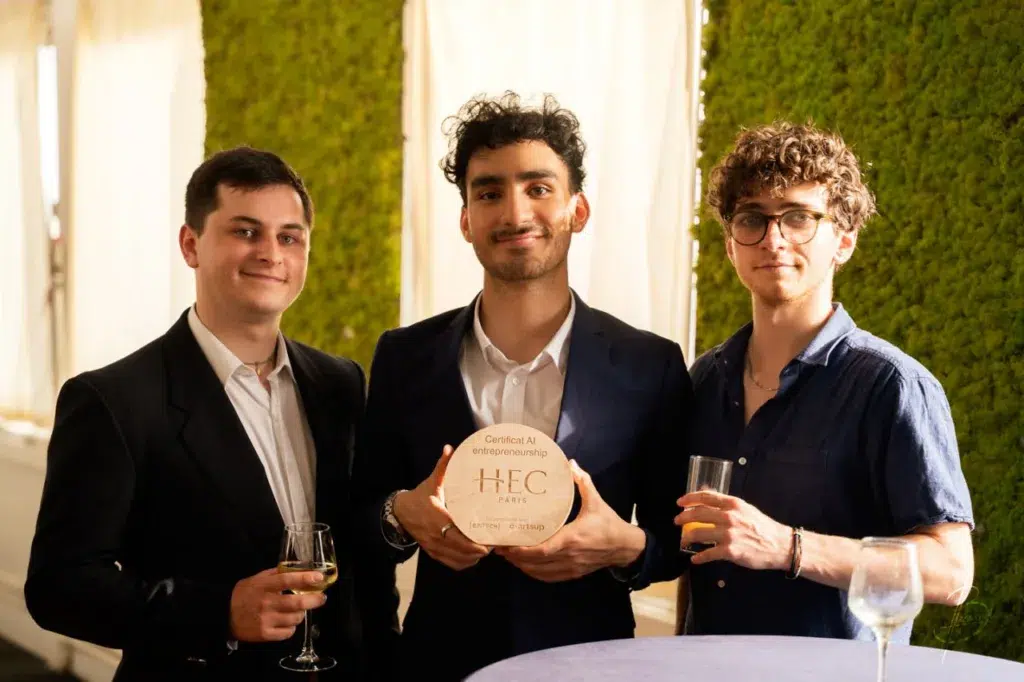 Paul-Antoine, Santiago, et Maël à la certification sur l'entrepreneuriat à HEC Paris