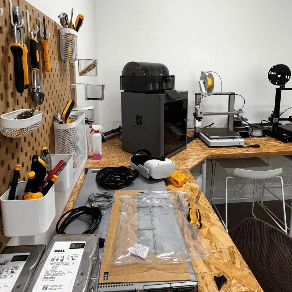 Espace de travail hub innovation Epitech Mulhouse