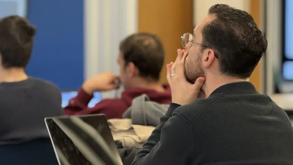 étudiants durant la conférence AWS sur l'agentic AI