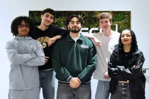 Étudiants d'Epitech en groupe école informatique Marseille