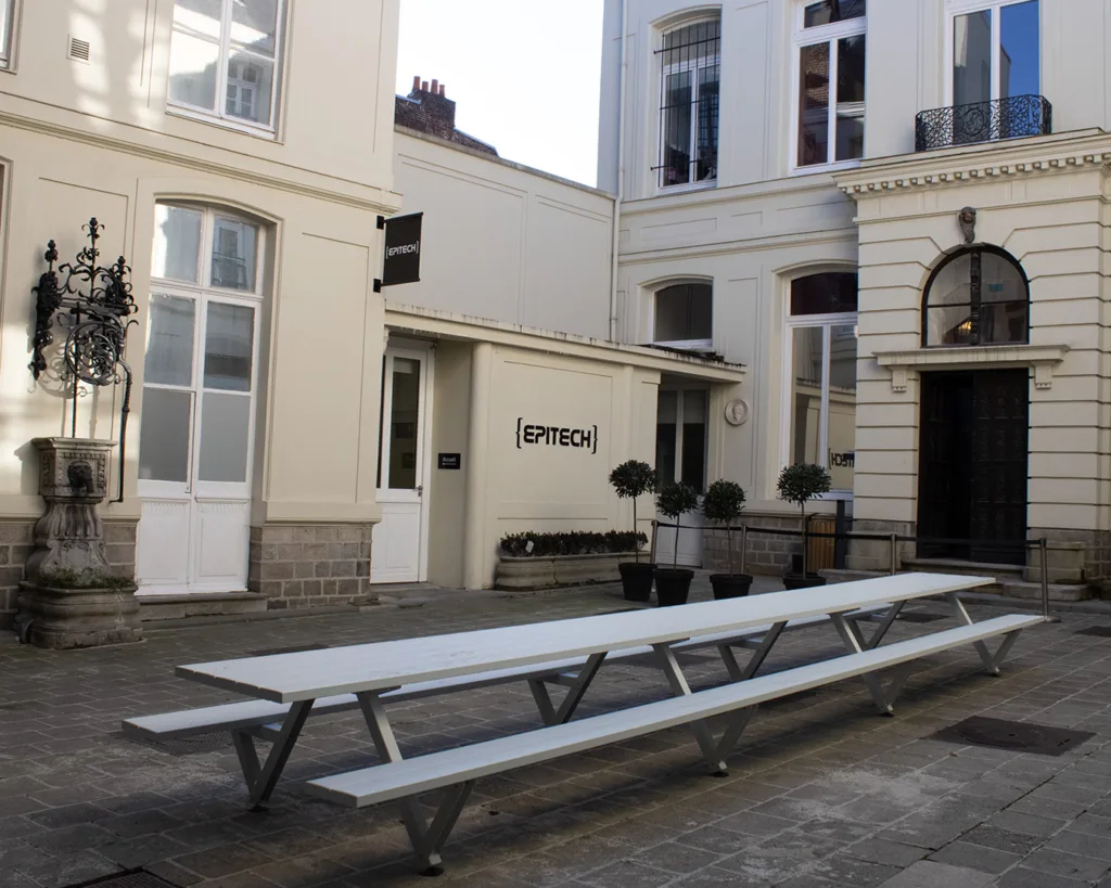 Campus-extérieur-Epitech-Lille