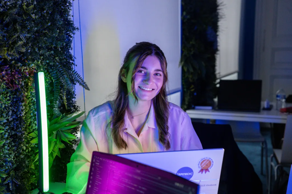 étudiante-epitech-ecole-numerique-digital-informatique