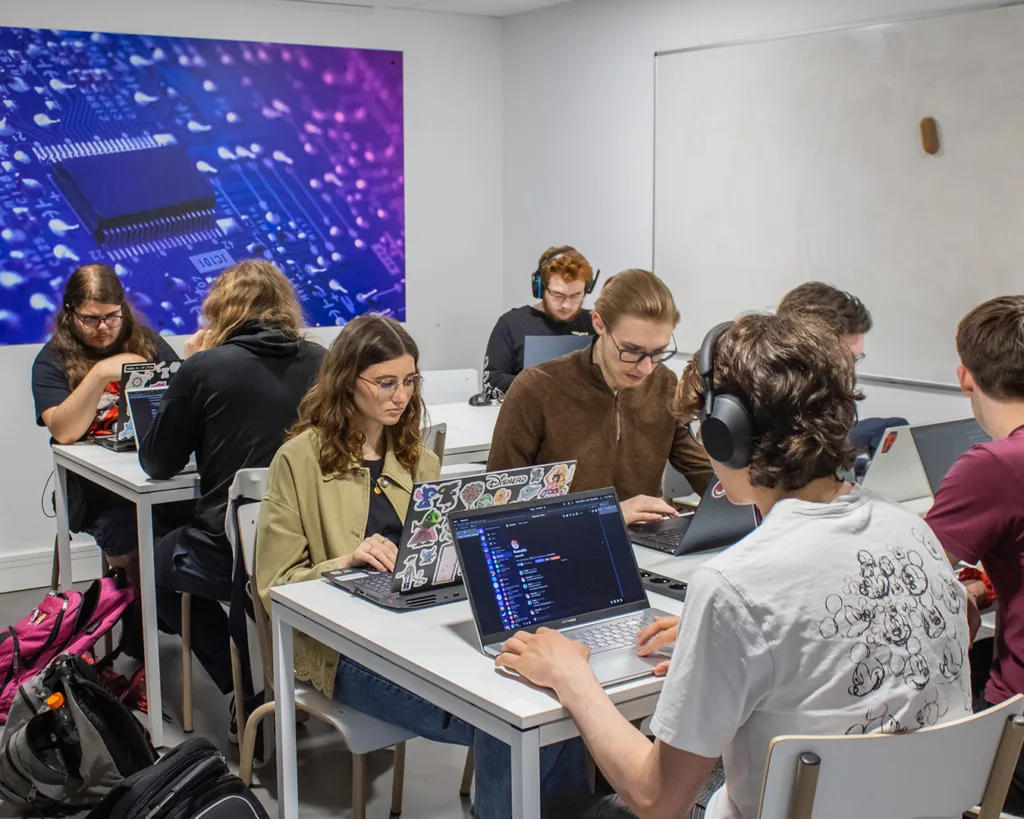 Epitech-Lille-étudiants-en-projet-informatique
