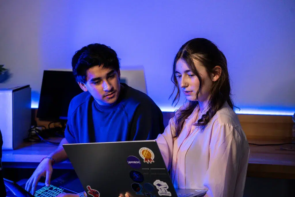 Étudiants en bachelors concepteur développeur d'applications web à Epitech école d'informatique