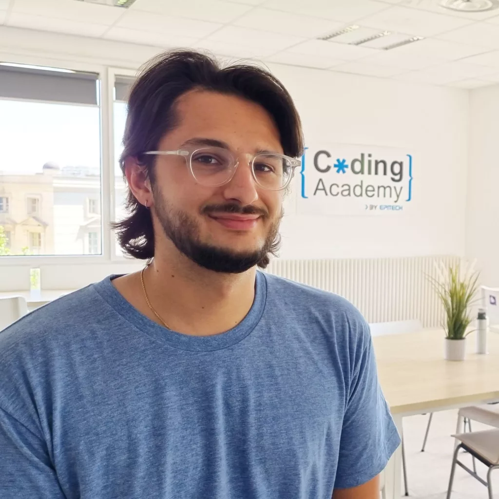 Challenge et expérience sociale : la Coding Academy vue par Guilhem Lacombe