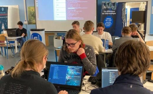 Les Tek2 d’Epitech plongent dans la Piscine Paradigmes pour apprendre le langage C++