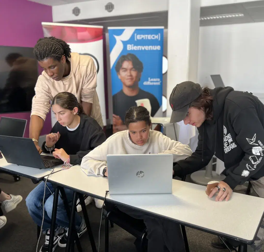 Programme WI-fille : découverte de la programmation, de l'intelligence artificielle avec des étudiants d'Epitech, école de l'excellence informatique