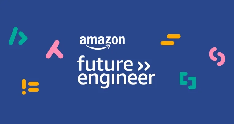 Emma, étudiante à Epitech et boursière du programme Amazon Future Engineer, est actuellement en Lituanie pour sa 4e année