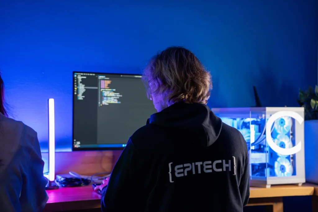 ÉTUDIANT EPITECH - SAFER INTERNET DAY