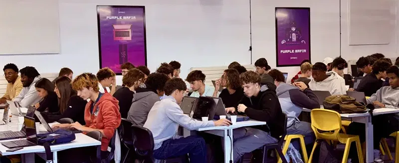 Rentrée sur le campus de Paris : du WEI à La Piscine, les premiers pas d’une promotion qui apprend déjà à grandir ensemble