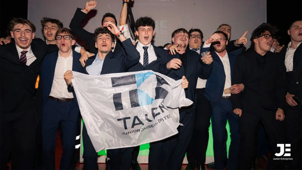Taker, la Junior-Entreprise d’Epitech, décroche le Prix ALTEN de la Meilleure Étude en Ingénierie