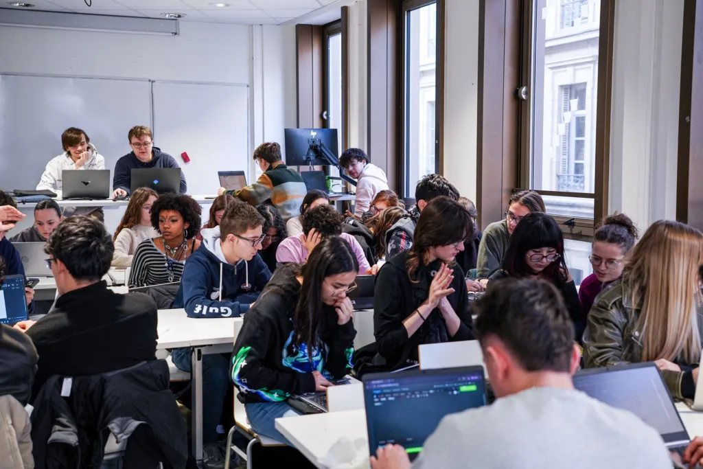 Lycée Sainte-Anne&nbsp;: 2 jours pour former professeurs et Terminales à l’IA et à la cybersécurité avec Epitech Strasbourg